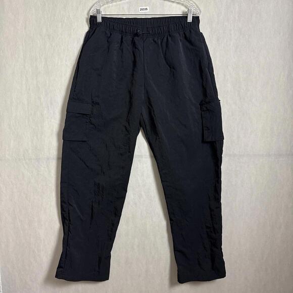 NIKE Sportswear Women's Medium Black Woven Nylon Essential Oversized Cargo Pants - Picture 2 of 15